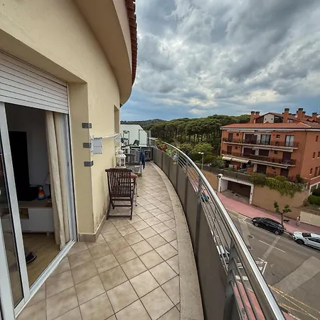 Familiar En Fenals, Santa Clotilde